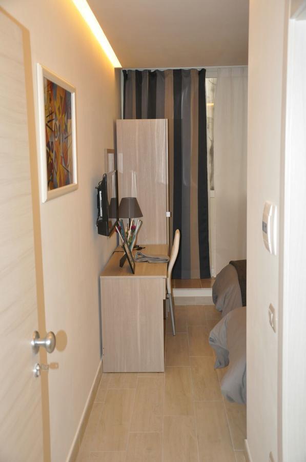 B&B Chiaia 216 Neapel Exterior foto